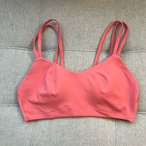 Lululemon like a cloud bra